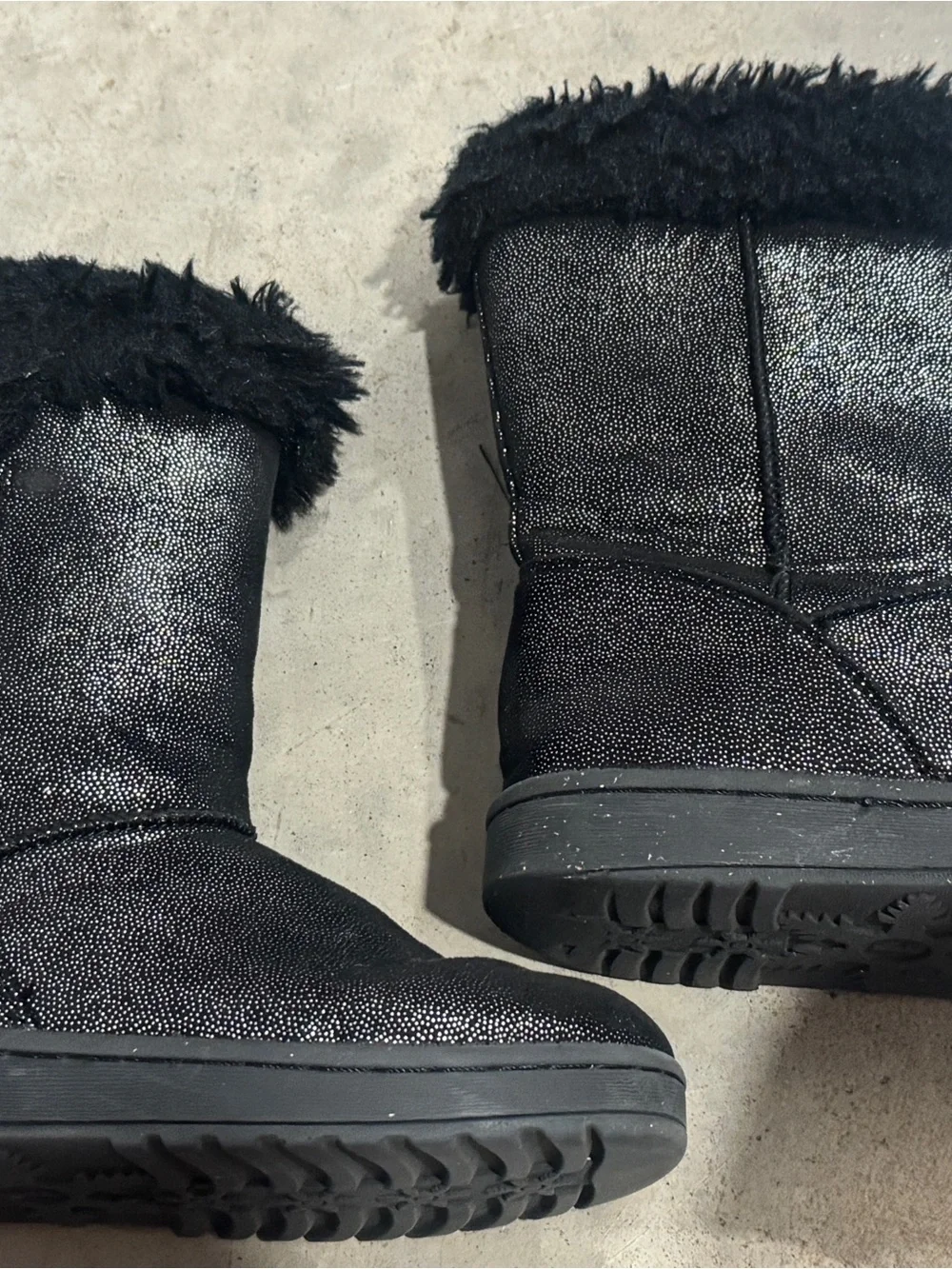 Black Sparkle Faux Fur Winter Boots